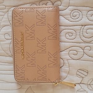 NIB Rose Gold Michael Kors Wallet